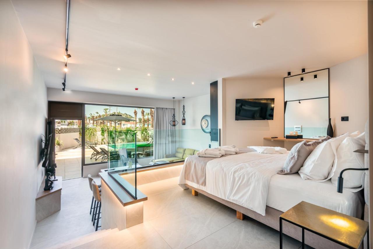 Pathos Seaside Suites Фаліракі Екстер'єр фото