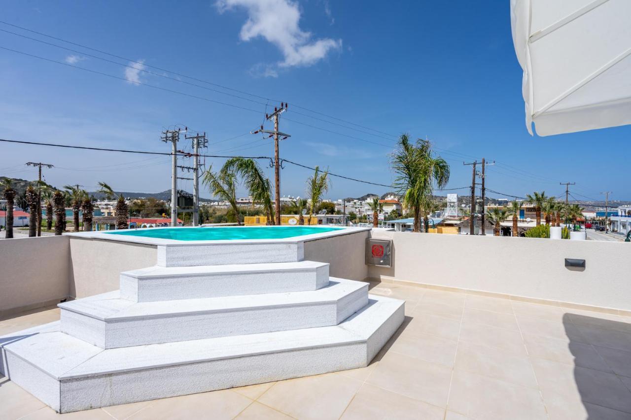 Pathos Seaside Suites Фаліракі Екстер'єр фото