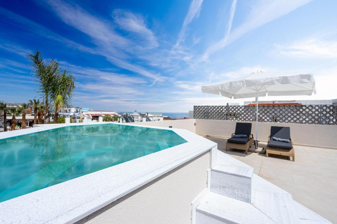Pathos Seaside Suites Фаліракі Екстер'єр фото